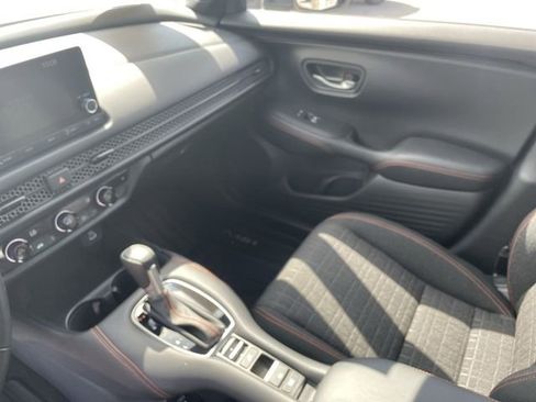 Certified 2025 Honda HR-V Sport image 14