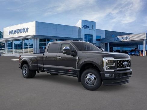 New 2026 Ford F350 Platinum w/ Platinum Plus Package AWD/4WD image 7