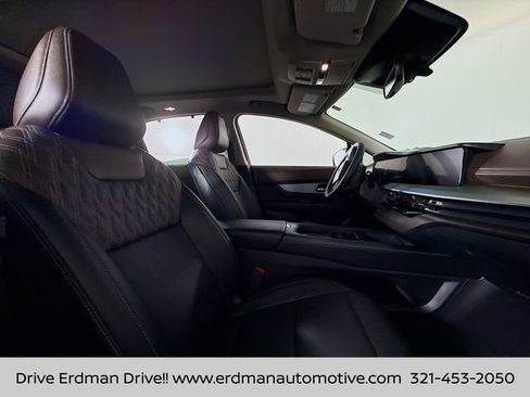 Certified 2025 Nissan Murano Platinum w/ Cargo Package image 25