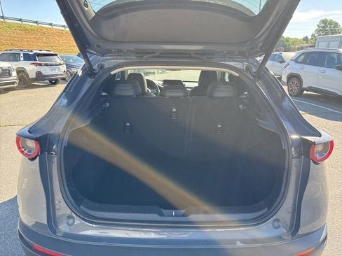 Used 2021 MAZDA CX-30 FWD 2.5 S w/ Premium Package image 16