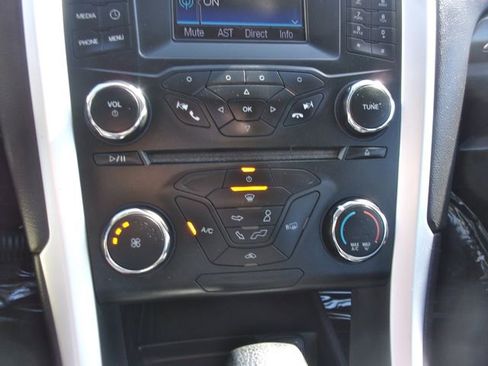 Used 2013 Ford Fusion SE image 16