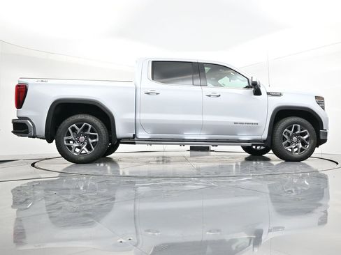 New 2026 GMC Sierra 1500 SLT w/ SLT Premium Plus Package image 30