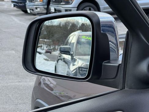 Used 2017 Jeep Grand Cherokee Limited image 15