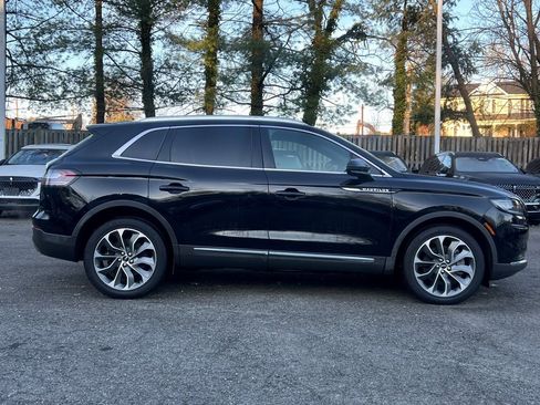 Used 2022 Lincoln Nautilus Reserve image 8