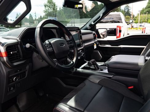 Used 2025 Ford F150 Raptor AWD/4WD image 24