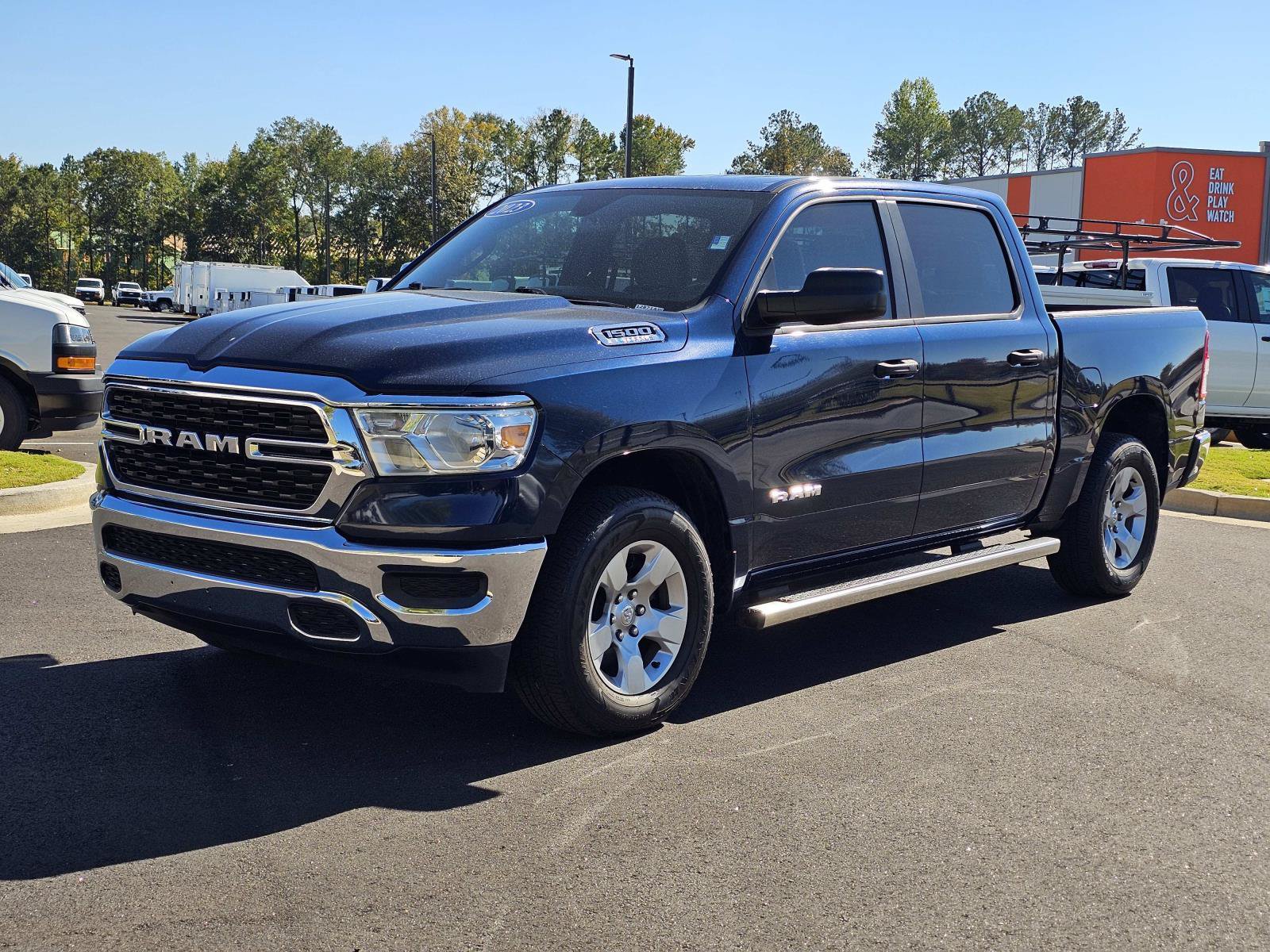Used 2023 RAM 1500 Big Horn AWD/4WD image 2