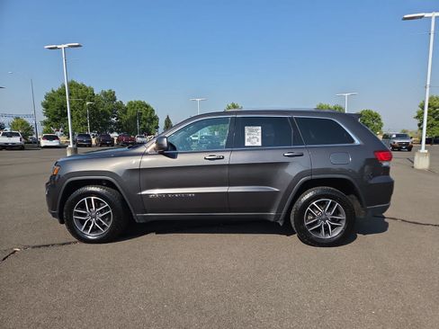 Used 2020 Jeep Grand Cherokee Laredo w/ Quick Order Package 2BN North AWD/4WD image 11