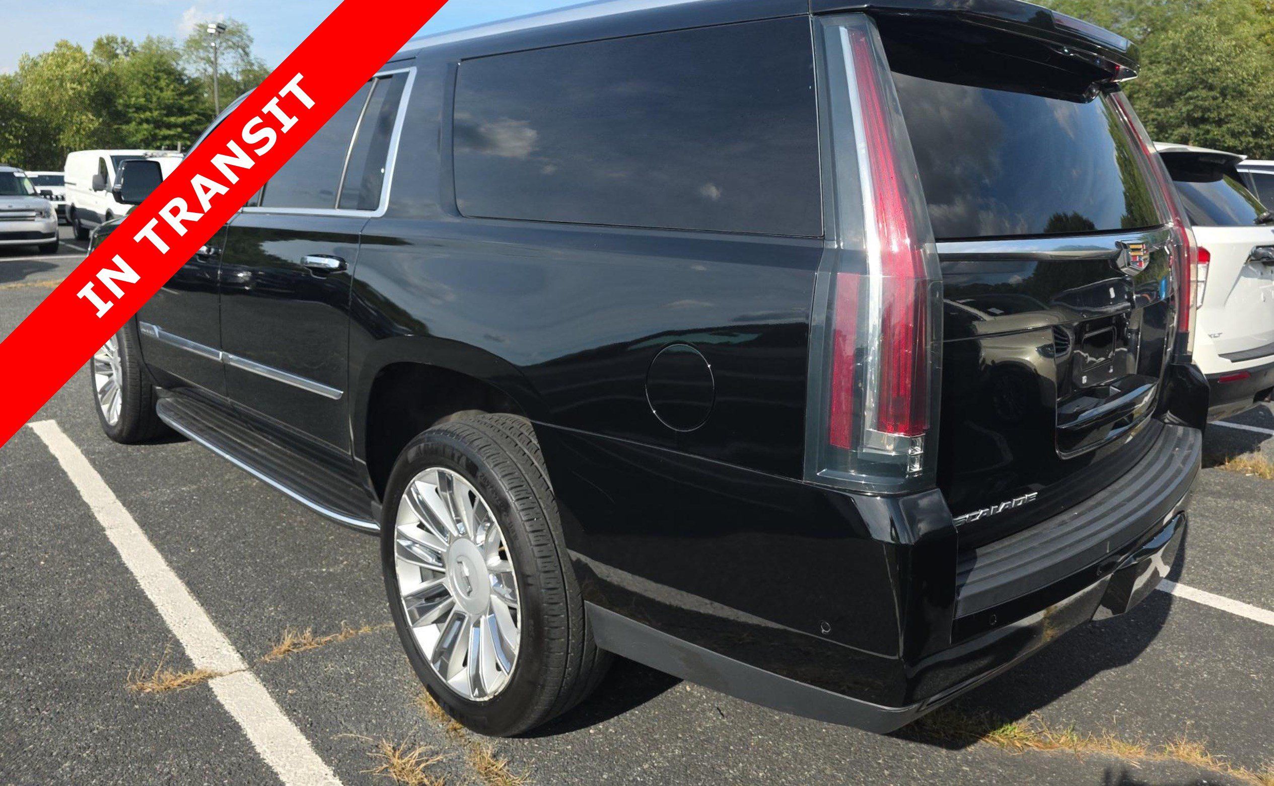 Used 2018 Cadillac Escalade ESV 4WD image 5