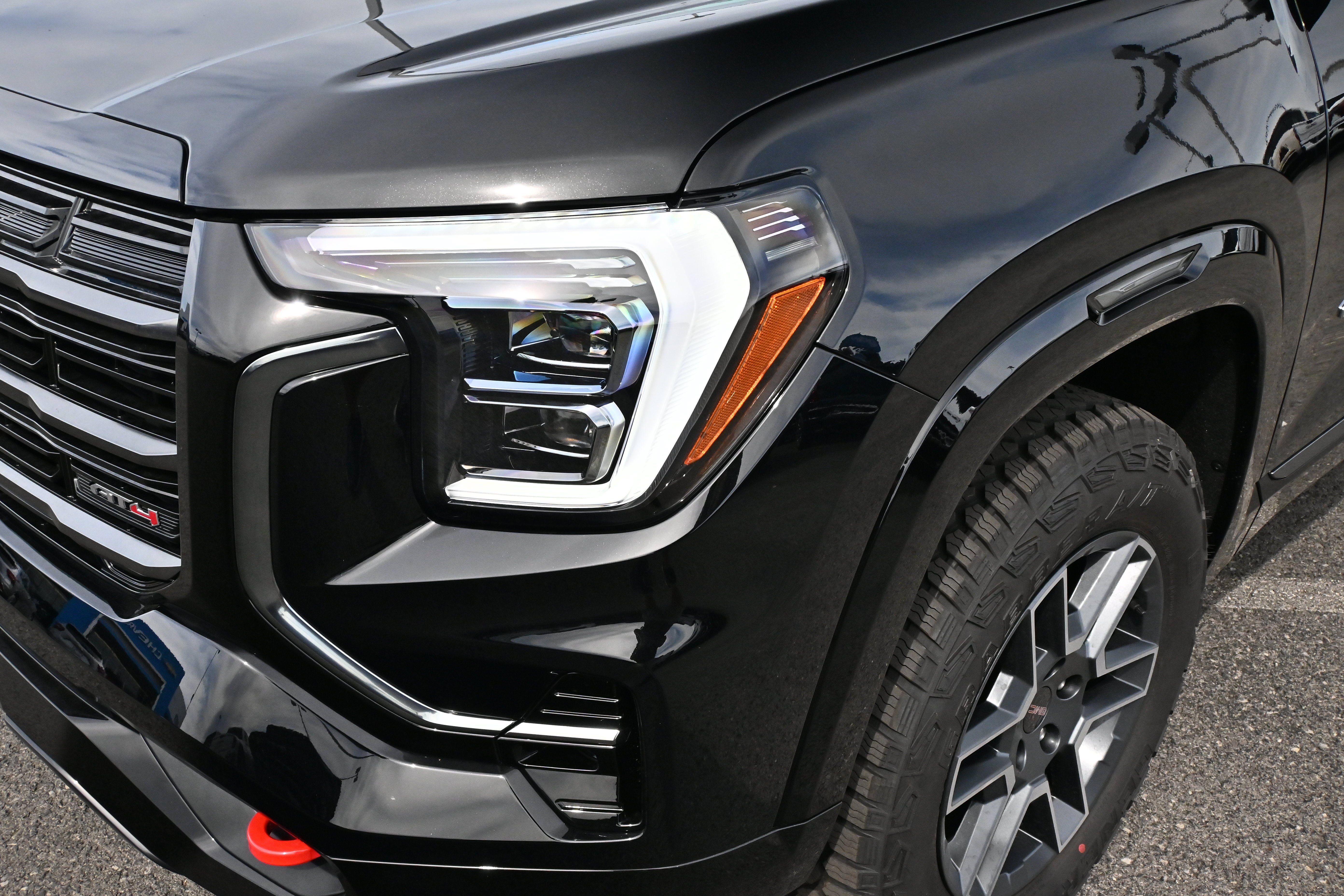 New 2027 GMC Terrain AT4 w/ Technology Package II AWD/4WD image 12