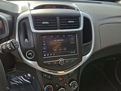 Used 2020 Chevrolet Sonic LT image 28