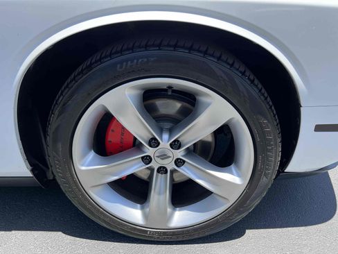 Used 2017 Dodge Challenger R/T RWD image 22