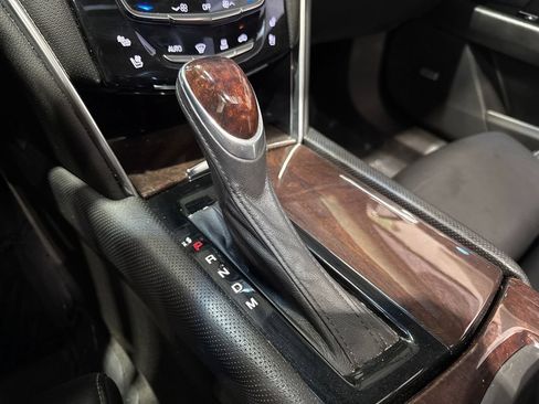 Used 2013 Cadillac XTS Premium AWD/4WD image 95