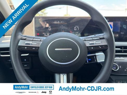 Used 2025 Hyundai Sonata SEL AWD/4WD image 12