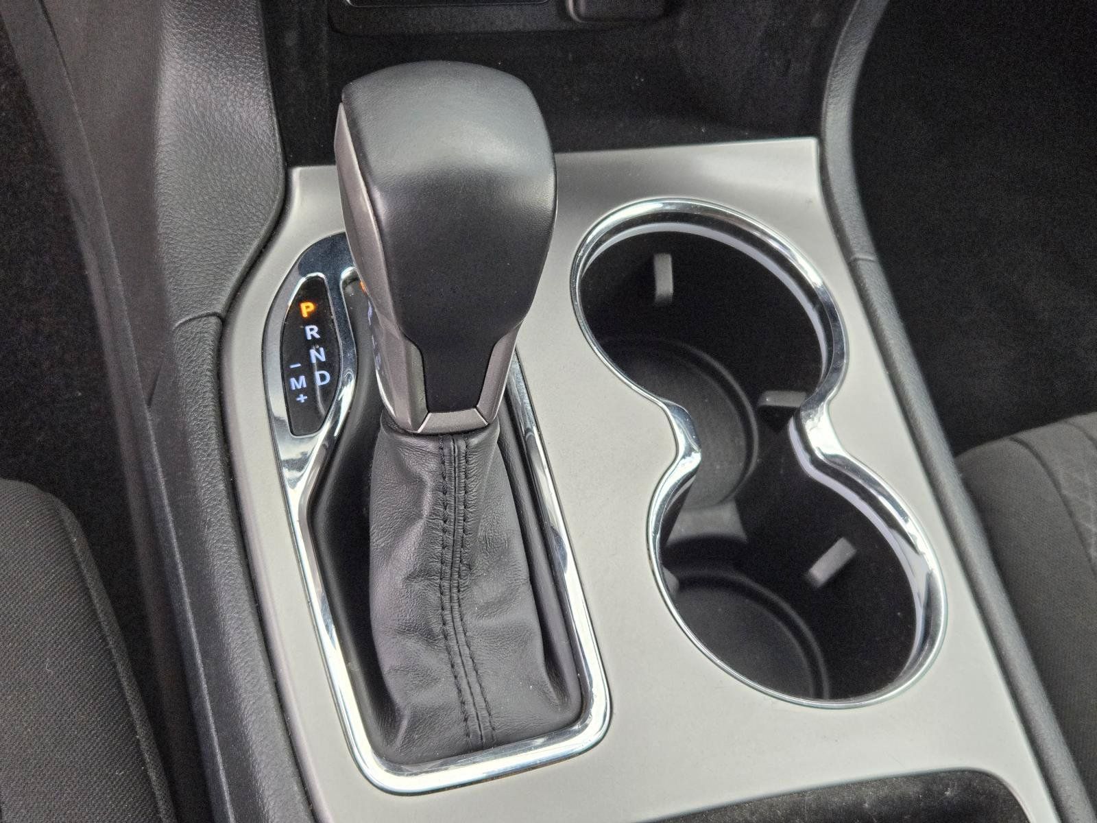Used 2022 Jeep Grand Cherokee Laredo E RWD image 15