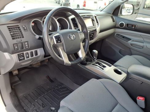 Used 2013 Toyota Tacoma PreRunner image 5