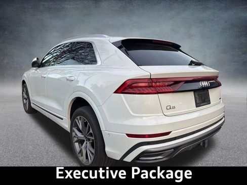 Used 2021 Audi Q8 Prestige w/ Prestige Package image 2
