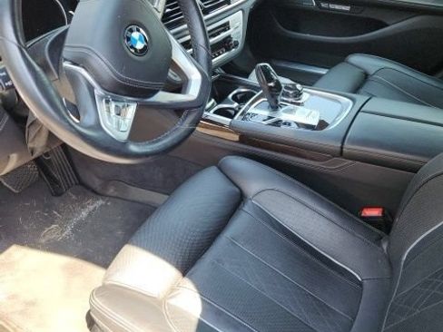 Used 2017 BMW 750i xDrive AWD/4WD image 5