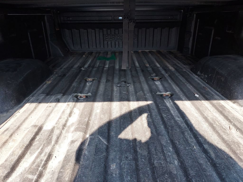 Used 2022 Chevrolet Silverado 3500 High Country AWD/4WD image 9