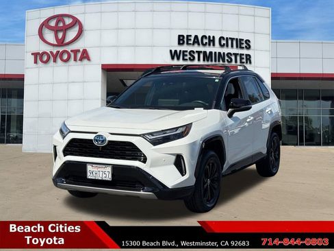 Used 2024 Toyota RAV4 XSE w/ Advanced Technology Package image 5