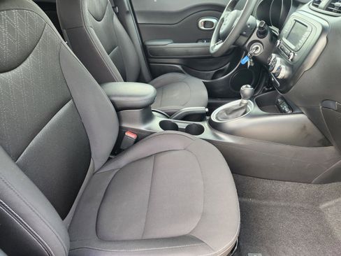 Used 2019 Kia Soul image 21