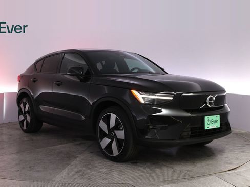 Used 2023 Volvo C40 P8 Recharge Ultimate AWD/4WD image 12