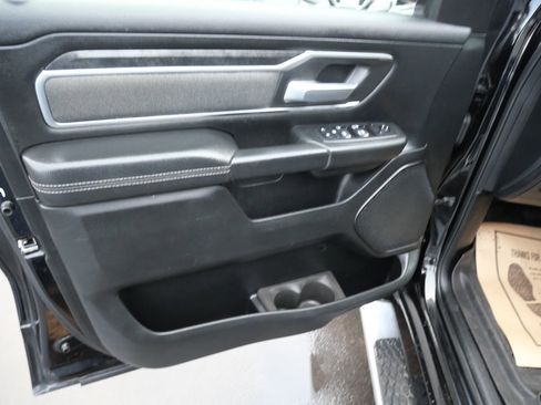 Used 2019 RAM 1500 Big Horn image 18