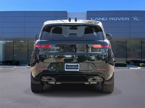 New 2026 Land Rover Range Rover Sport Dynamic SE image 7