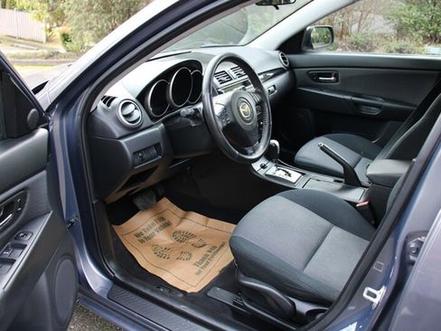 Used 2008 MAZDA MAZDA3 i Touring Value image 5