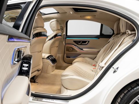 Used 2023 Mercedes-Benz S 580 4MATIC Sedan image 36