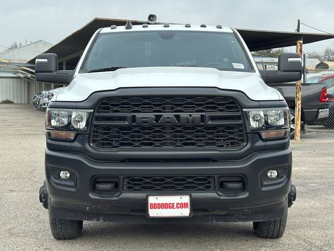Used 2023 RAM 3500 Tradesman image 2