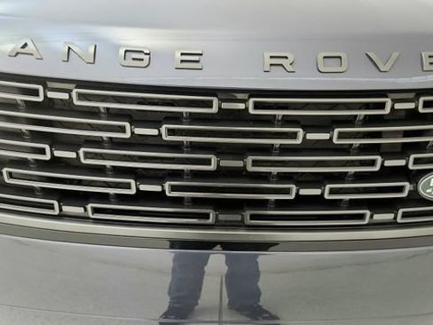 Used 2026 Land Rover Range Rover Velar Dynamic SE AWD/4WD image 33