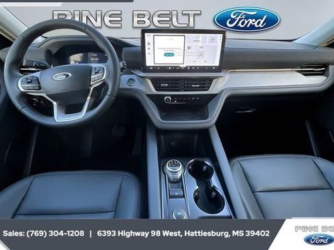 New 2026 Ford Explorer Active w/ Active Comfort Package image 9