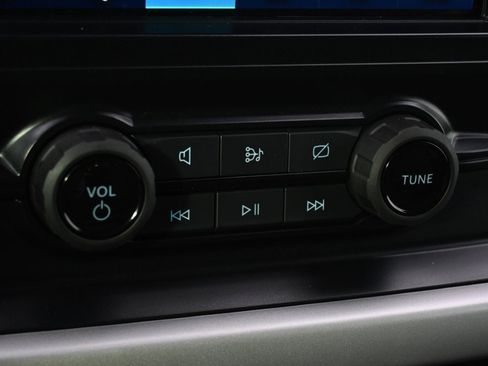 Used 2023 Ford F150 XLT w/ XTR Package image 31