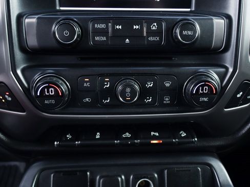 Used 2018 GMC Sierra 1500 SLT image 34