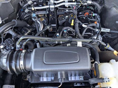 Certified 2022 Ford Explorer XLT image 24