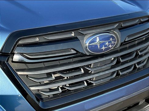 Used 2023 Subaru Forester Premium AWD/4WD image 33