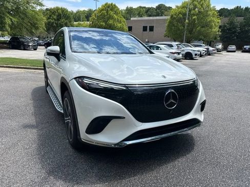 Certified 2023 Mercedes-Benz EQS 450+ SUV image 3