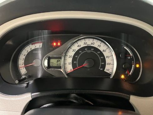 Used 2013 Toyota Sienna SE image 25