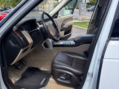 Used 2015 Land Rover Range Rover Supercharged image 19