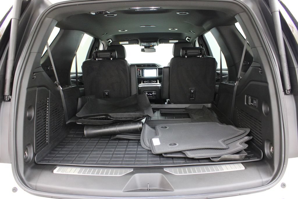 Used 2024 GMC Yukon Denali AWD/4WD image 30