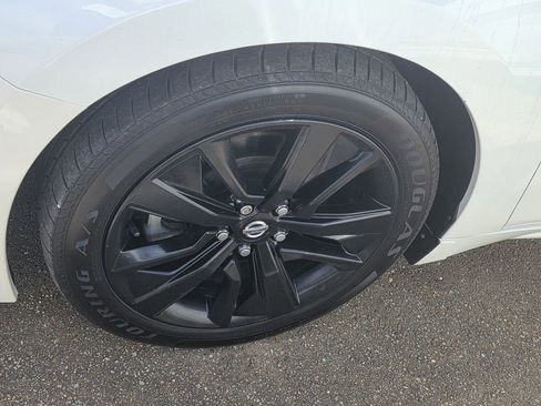 Used 2020 Nissan Maxima 3.5 SL w/ Floor Mat Group FWD image 8
