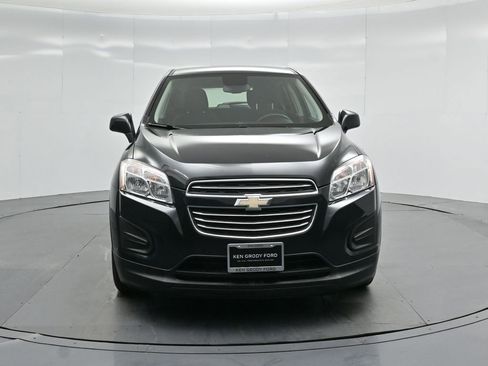 Used 2016 Chevrolet Trax LS w/ LPO, Cargo Package image 19