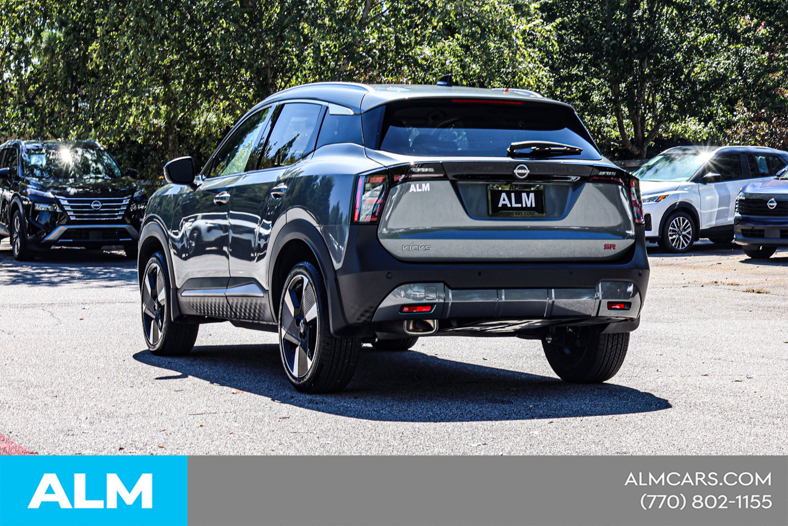 Used 2026 Nissan Kicks SR FWD image 8