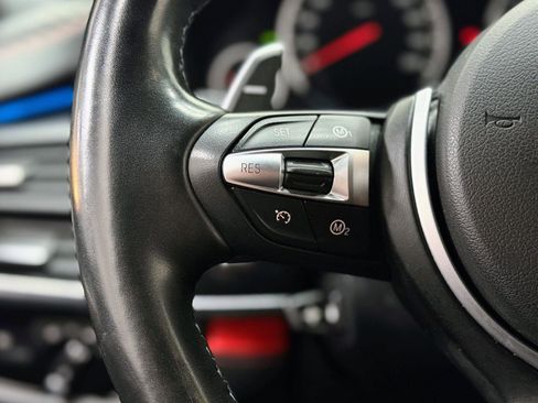 Used 2018 BMW X5 M image 19