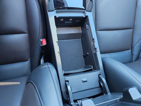 Used 2025 MAZDA MAZDA3 Hatchback w/Premium Plus Pkg image 26