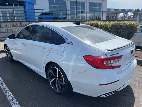 Used 2022 Honda Accord Sport image 6