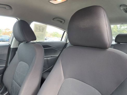 Used 2015 Kia Rio LX image 14