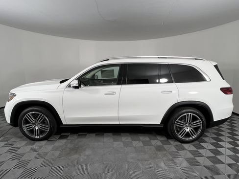 New 2026 Mercedes-Benz GLS 450 4MATIC image 9