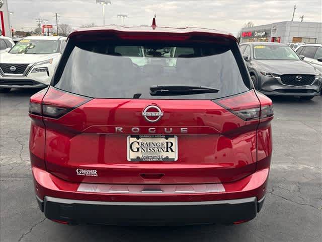 Used 2026 Nissan Rogue SV FWD image 4