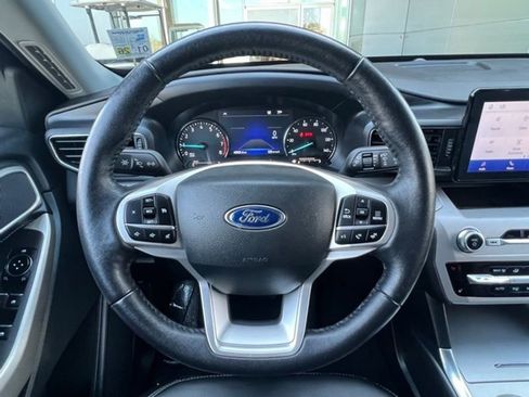 Used 2023 Ford Explorer XLT w/ Equipment Group 202A image 26